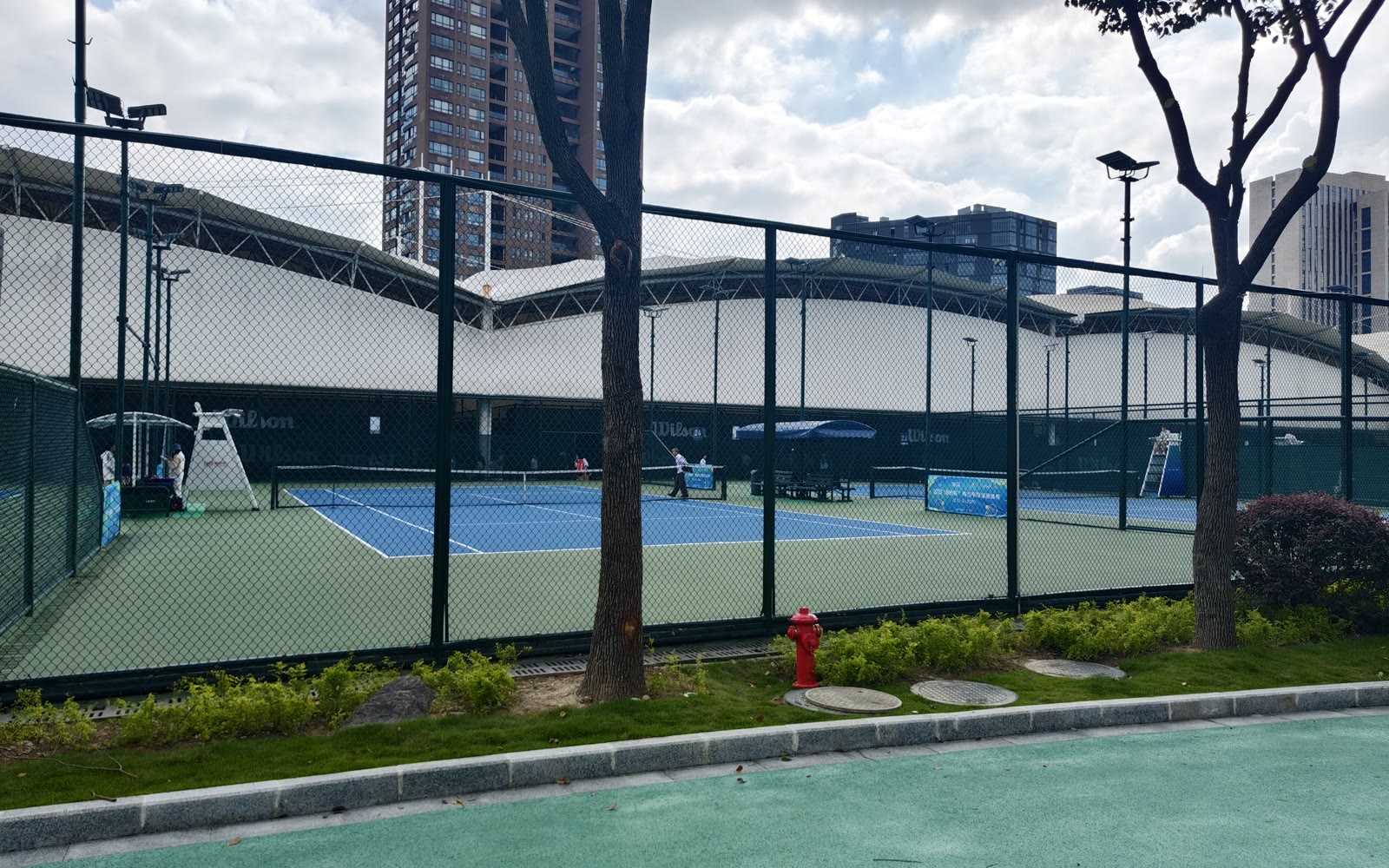 Fernandez gana un maratón en Ningbo: revisa el agarre al final, no sólo al empezar